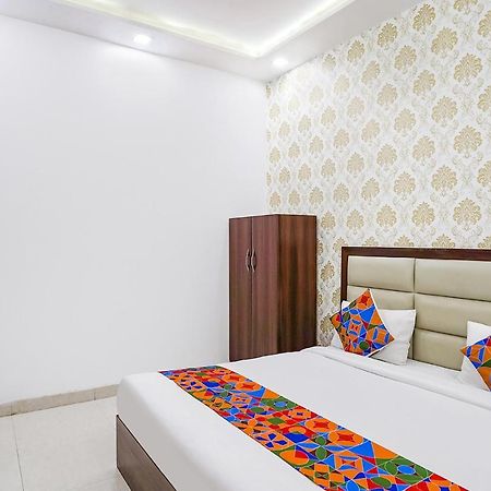 Fabhotel Swess Agra  Exterior photo